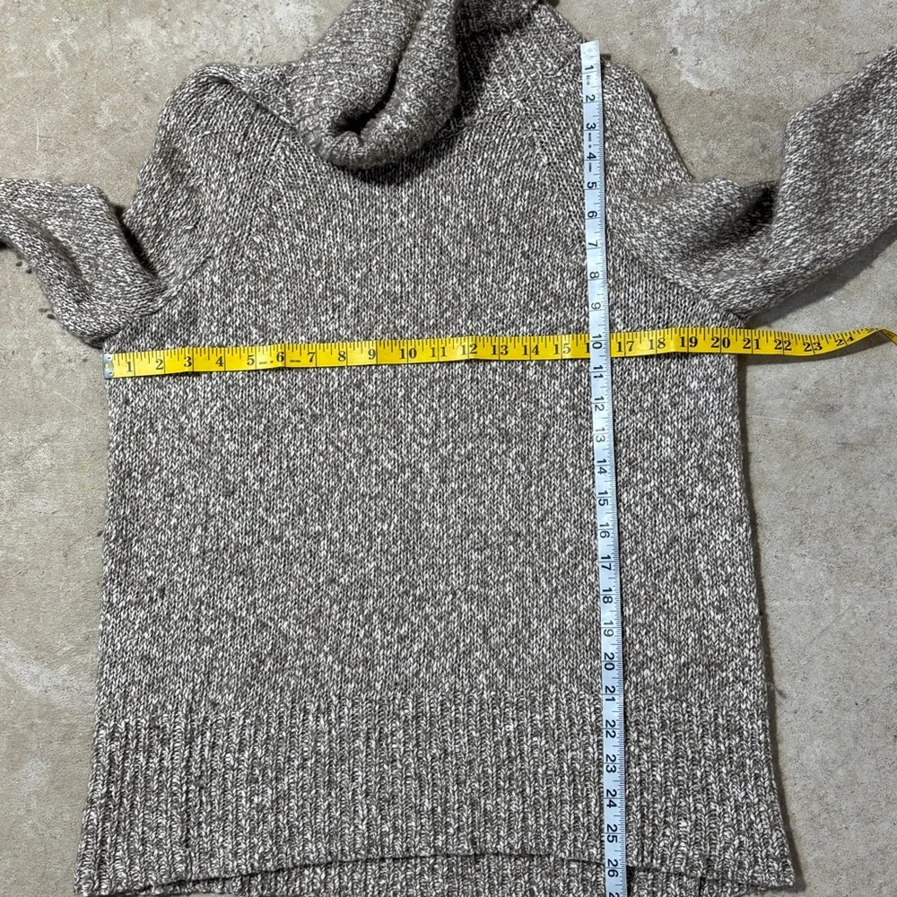 Aritzia Community Sweater Brown White Women’s Small Wool Blend Turtleneck